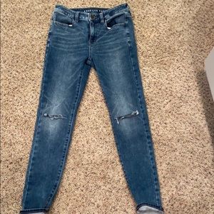 American Eagle Size 6 Skinny Jeans!!!